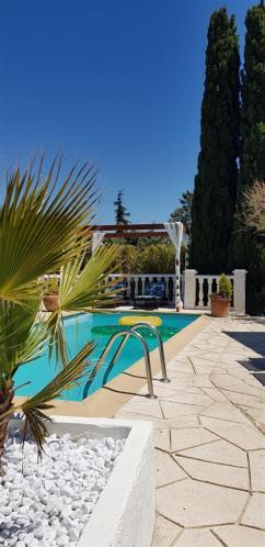 Villa T3 A 10' De Cassis - Piscine Privee Et Cuisine D'Ete Exterieure Carnoux-en-Provence Luaran gambar